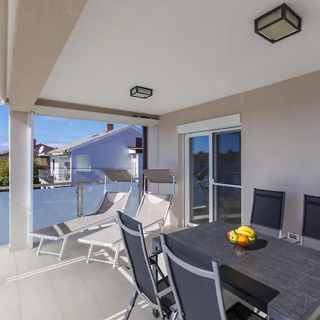 Appartement Galici-5 By Interhome