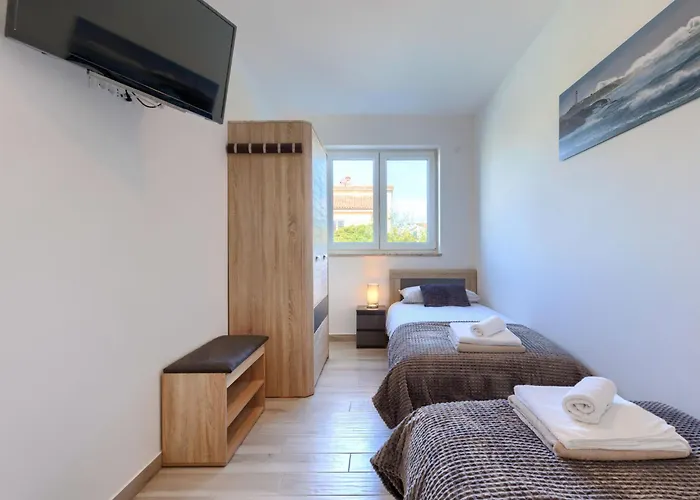 Galici-5 By Interhome *