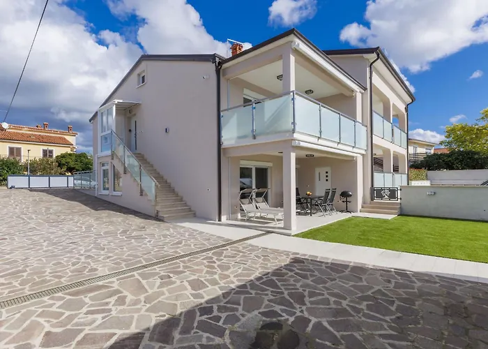 Galici-5 By Interhome