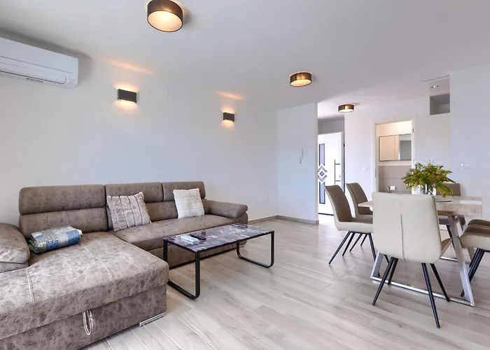 Galici-5 By Interhome