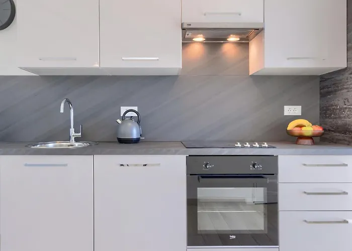 Galici-5 By Interhome