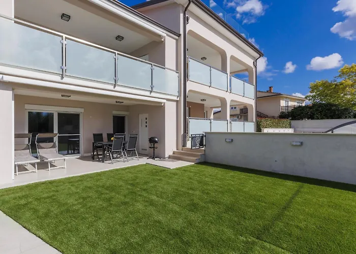 Galici-5 By Interhome Appartement Umag